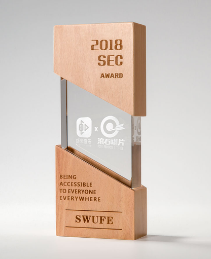 Momentus Glass And Wood Trophy